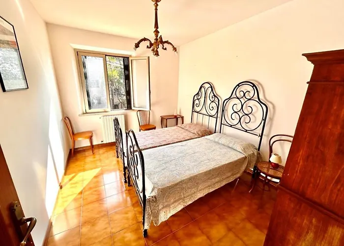 Valery, Casa vacanze